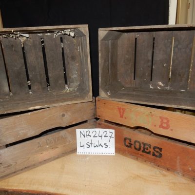 Alte Holzkisten Nr. 2427