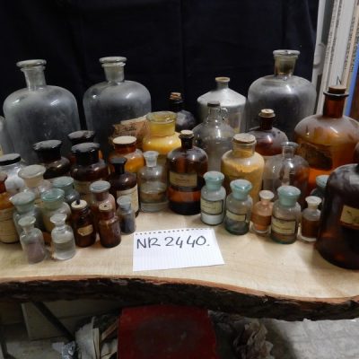 Alte Apothekenflaschen Nr. 2440
