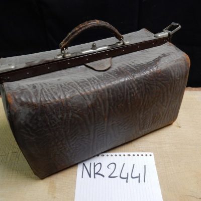 Alte Arzttasche Nr. 2441