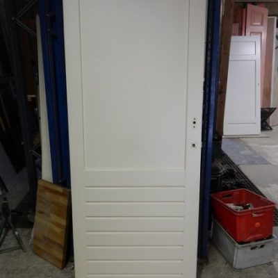 Geschlossene Balkontür Nr. 2487