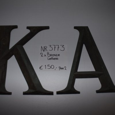 Bronzebuchstaben Nr. 3773
