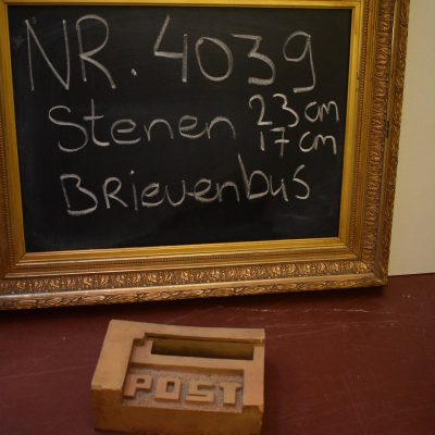 Der Stein Briefkasten Nummer 4039