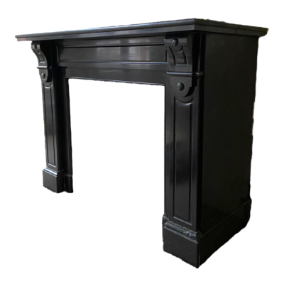 Antiker schwarzer Marmorkamin Nr. 4790