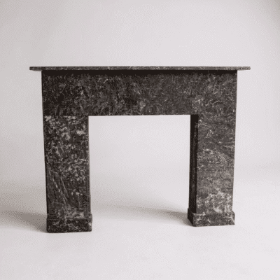 Eleganter Kamin aus Marmor Gris d'Ardenne - NR 5043