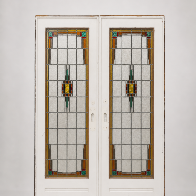 Schiebetüren aus Buntglas